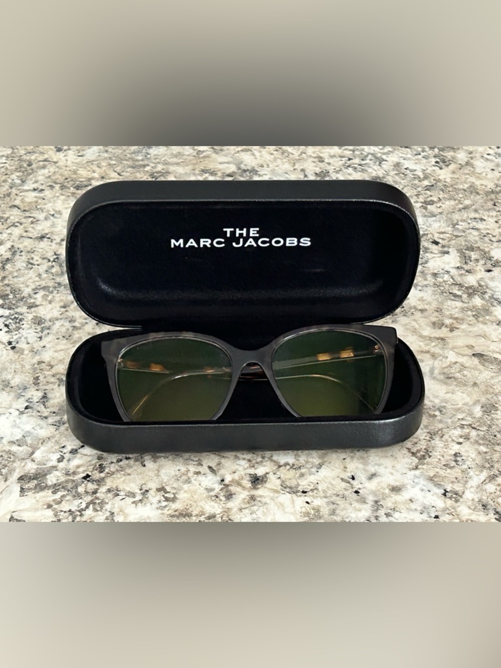 Marc Jacobs Tortoiseshell Full Rim Eyeglass Frames Rectangular Cat Eye w Case - Picture 11 of 15